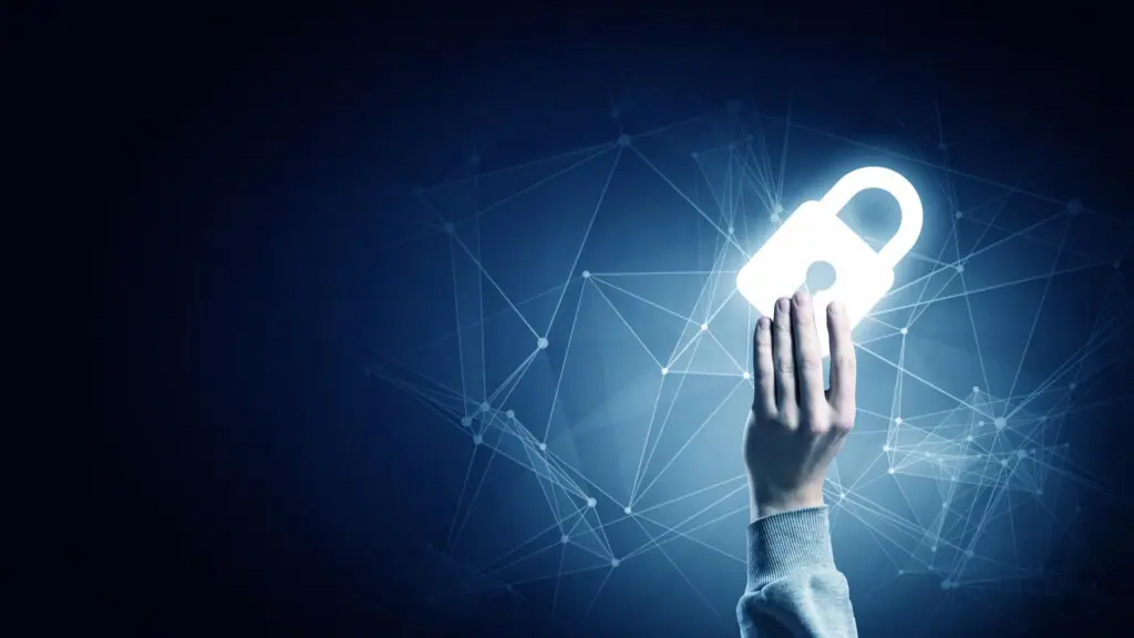 La tecnologia realizza l’incubo della sorveglianza globale: allarme ONU